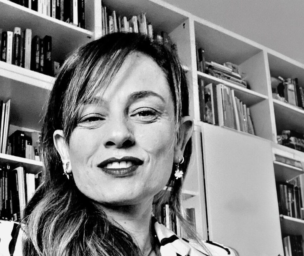 Chiara Faggiolani presenta Libri insieme a Lecce per Nel frattempo e Agostiniani Libri