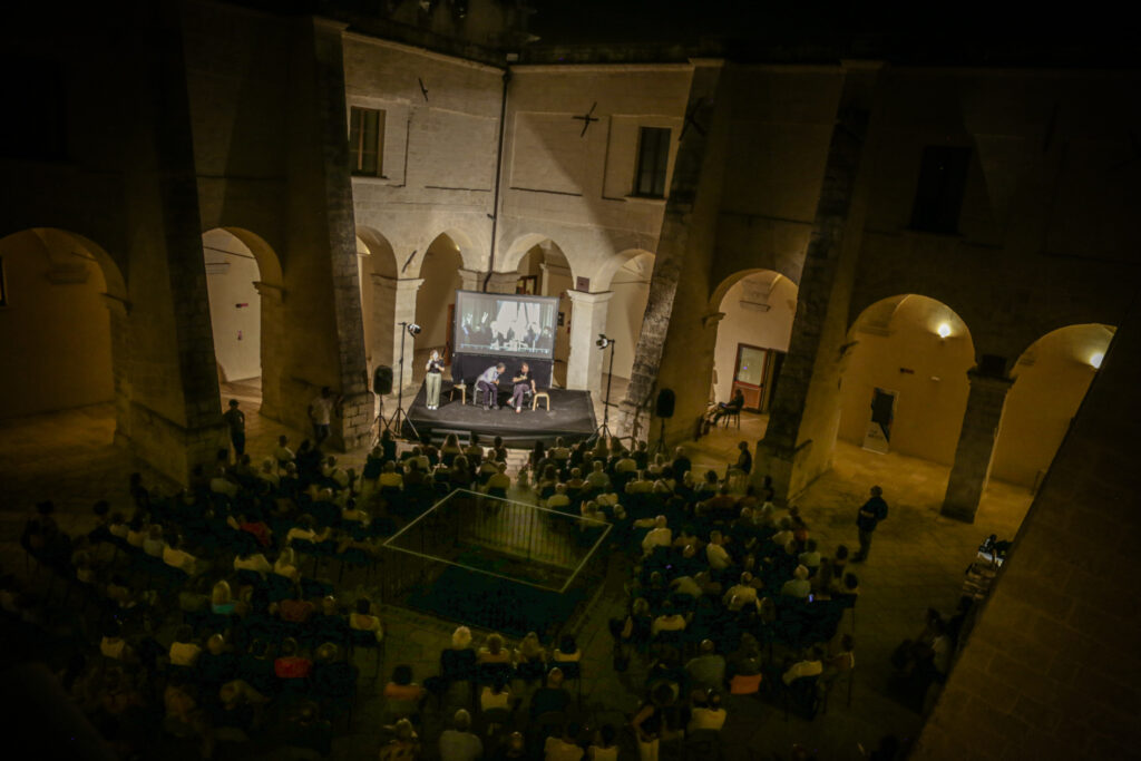 Mauro Covacich, Francesco Carofiglio, Elvio Carrieri e Filippo Losito per Nel Frattempo a Lecce